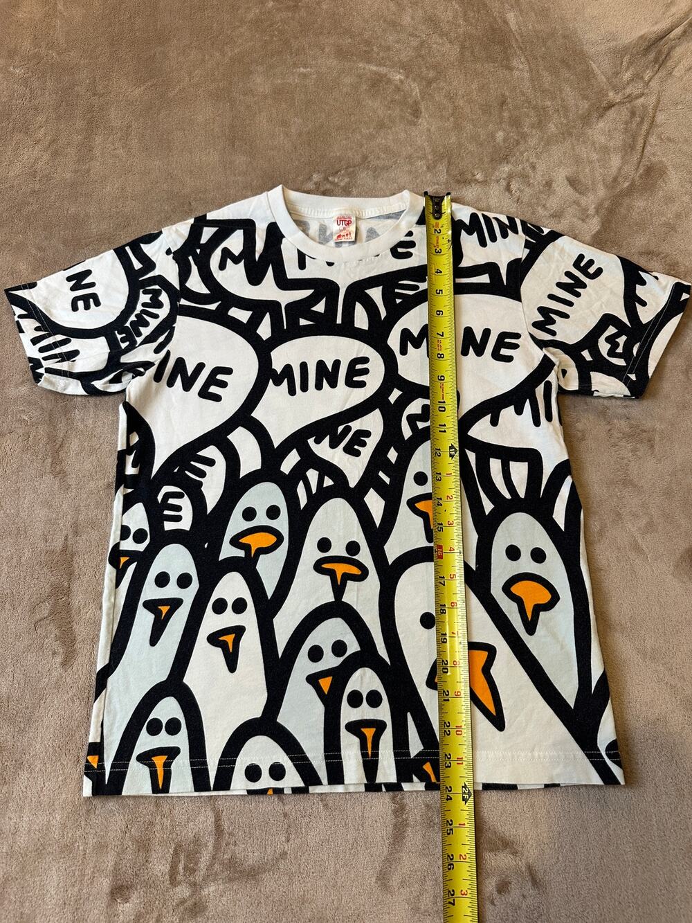 Disney UTGP Penguin Mine Graphic T-Shirt White Black XS